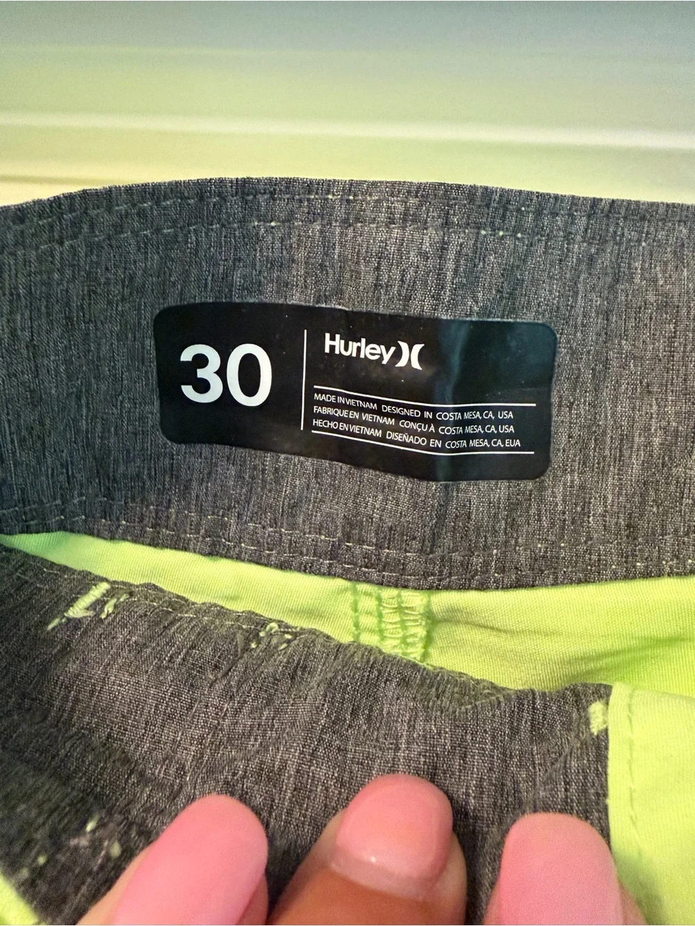 NWT Hurley Men’s Neon Lime Green Swim Shorts size 30